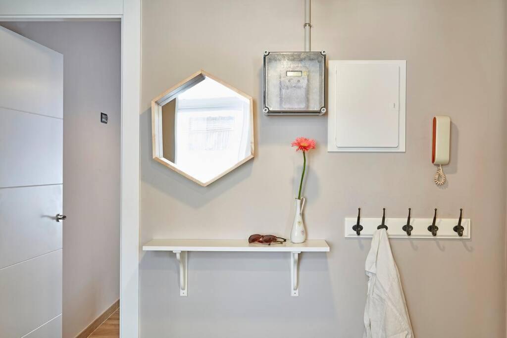 Bebarceloner Sants Apartments - 2 Bedrooms المظهر الخارجي الصورة