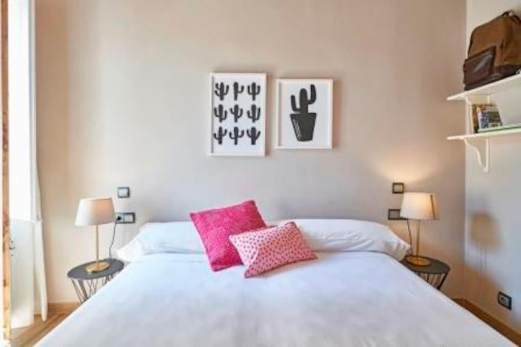 Bebarceloner Sants Apartments - 2 Bedrooms المظهر الخارجي الصورة