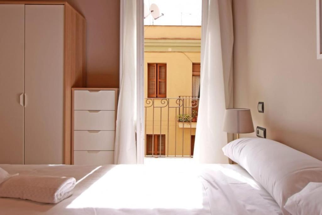 Bebarceloner Sants Apartments - 2 Bedrooms المظهر الخارجي الصورة